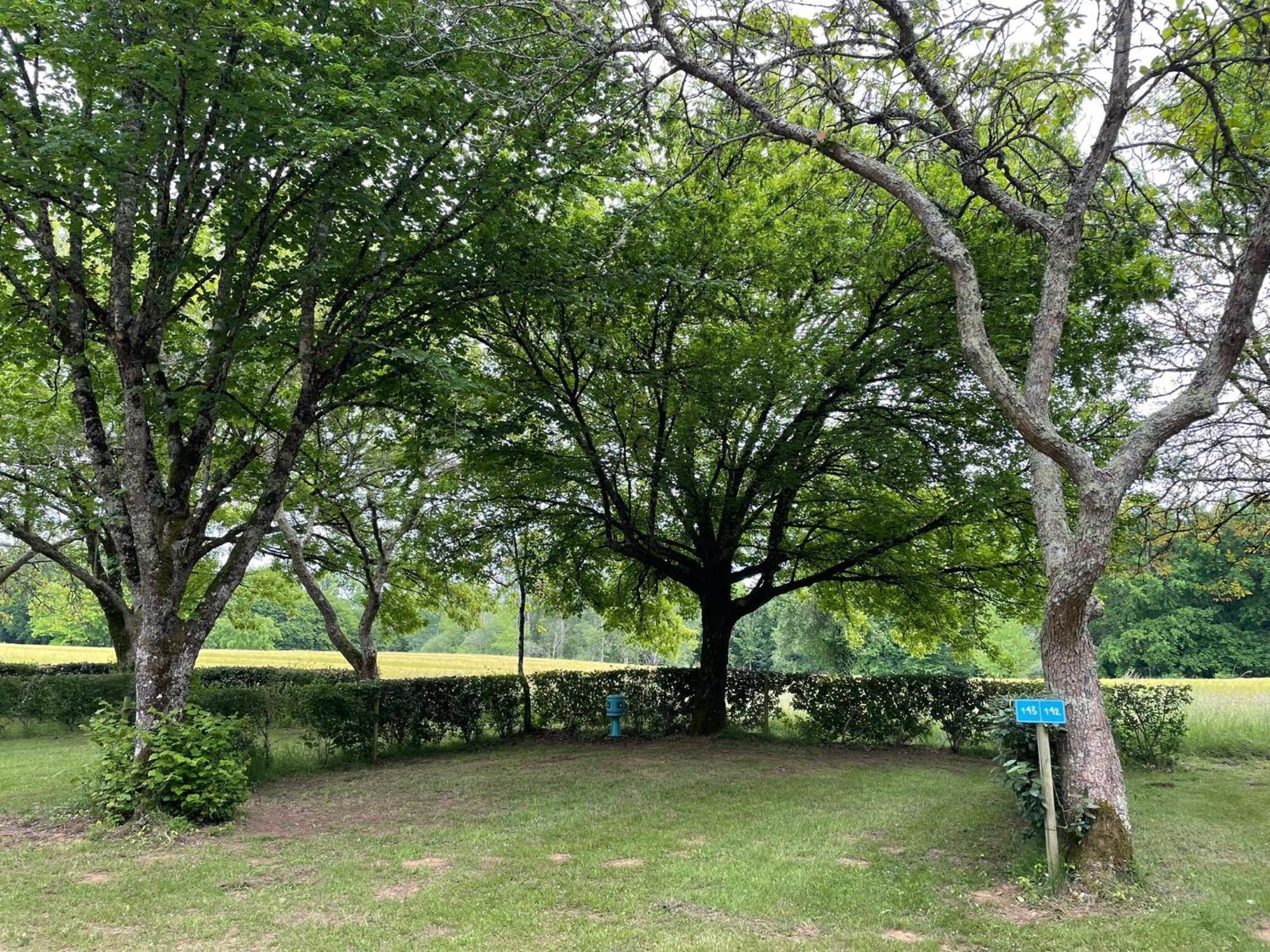 Sainte-Nathalène Camping Paradis De Maillac מראה חיצוני תמונה