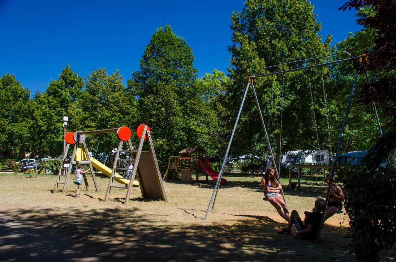 Sainte-Nathalène Camping Paradis De Maillac מראה חיצוני תמונה